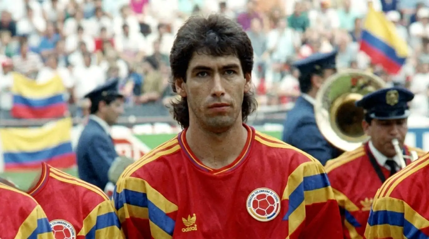 El trágico autogol que costó una vida: El doloroso recuerdo del asesinato de Andrés Escobar en Colombia